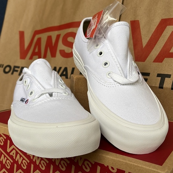 Vans Authentic Pro True White/True White WMNS - Picture 8 of 16